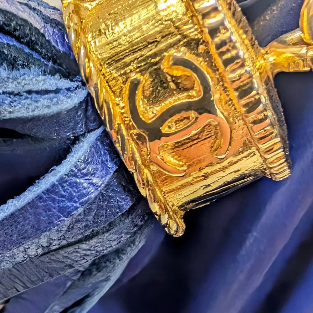 Chanel Vintage Blue Quilted Lambskin Kisslock Tassel Clutch - Picture 10 of 16